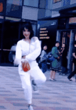 抖音网红街拍吃瓜,街头吃瓜瞬间，捕捉潮流与趣味